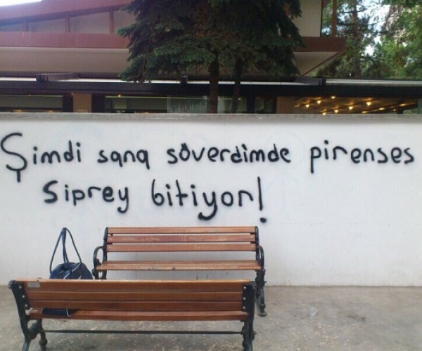 Şimdi Sana Söverdimde Pirenses Siprey Bitiyor!